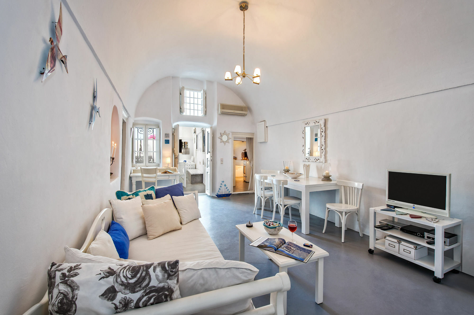 White Cave Private Villa Пиргос Экстерьер фото